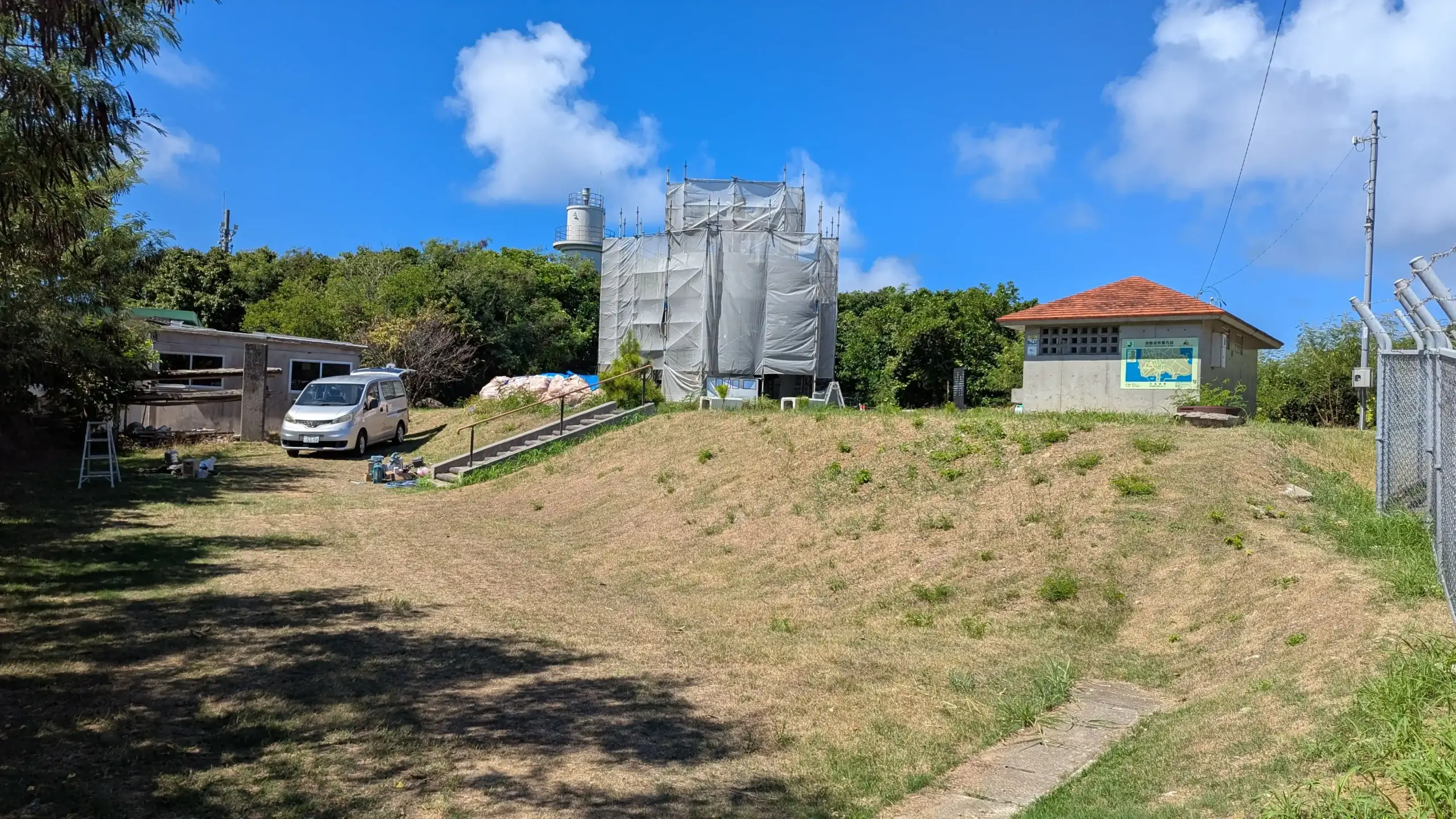 2025--09-ninjin-tower -- ニンジン展望台